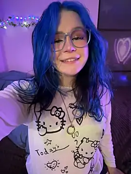 Snapshot of MaddisonHaas chatting on 10/12/25, 12:20 MaddisonHaas online show from 10/12/25, 12:20