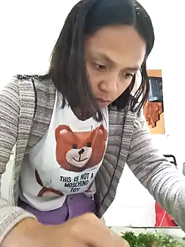 Snapshot of Samary_thomas chatting on 01/14/25, 10:23 Samary thomas online show from 01/14/25, 10:23