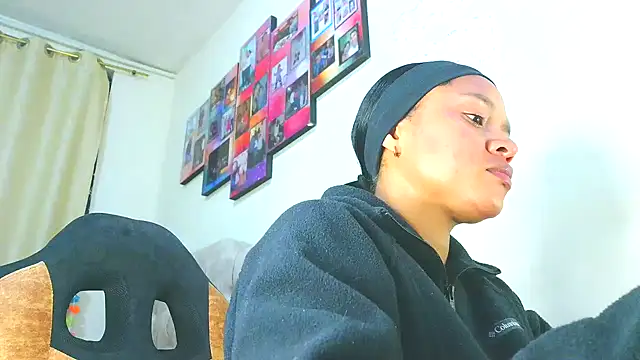 Snapshot of Samary_thomas chatting on 10/09/25, 12:19 Samary thomas online show from 10/09/25, 12:19