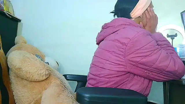 Snapshot of Samary_thomas chatting on 11/22/25, 01:59 Samary thomas online show from 11/22/25, 01:59