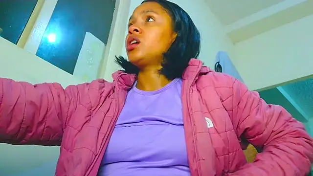 Snapshot of Samary_thomas chatting on 03/07/26, 03:14 Samary thomas online show from 03/07/26, 03:14