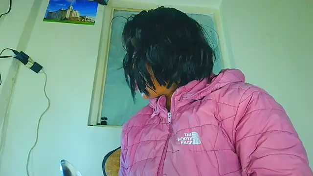 Snapshot of Samary_thomas chatting on 08/01/26, 12:32 Samary thomas online show from 08/01/26, 12:32