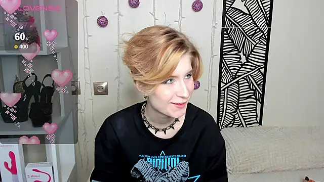 Snapshot of Angel_Jules chatting on 01/13/25, 04:18 Angel Jules online show from 01/13/25, 04:18