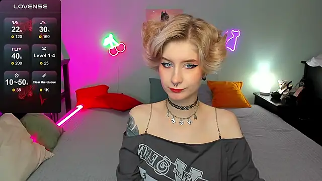 Snapshot of Angel_Jules chatting on 10/11/25, 12:32 Angel Jules online show from 10/11/25, 12:32