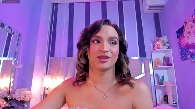 KylieVictoria online show from 01/13/25, 04:28