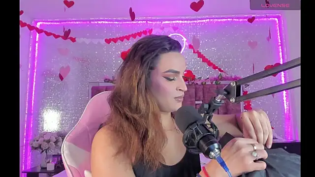 KylieVictoria online show from 02/15/25, 04:14