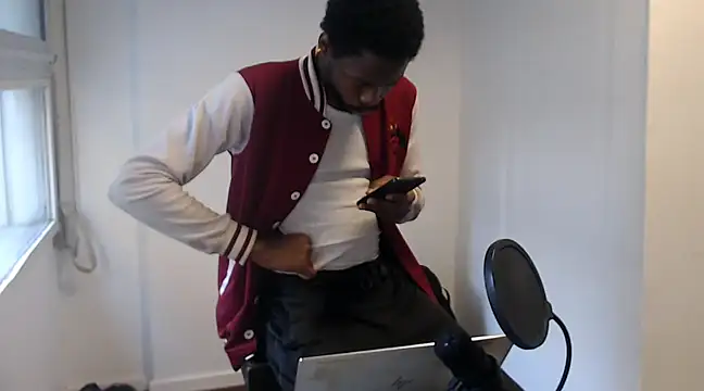 Mastertopdome online show from 03/20/25, 02:53