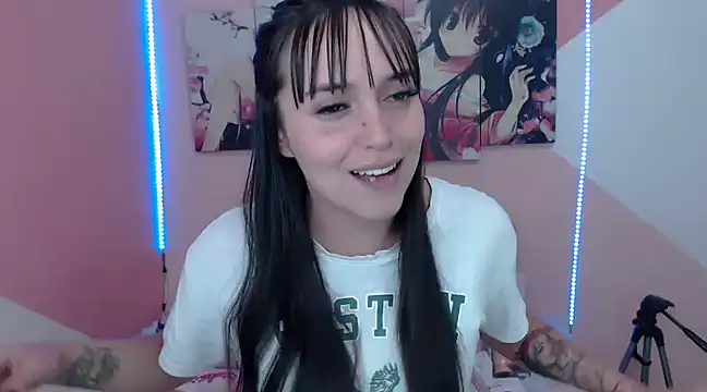 Snapshot of anyela_bubble19_ chatting on 03/06/25, 08:37 anyela bubble19 online show from 03/06/25, 08:37