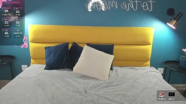 KetrinWhite online show from 10/02/25, 01:34