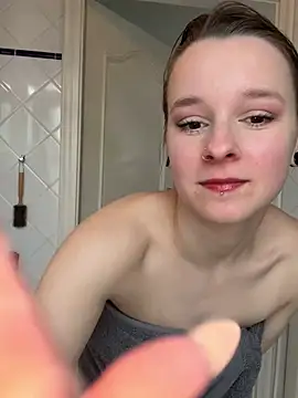 Izzy Inked online show from 03/16/25, 07:17