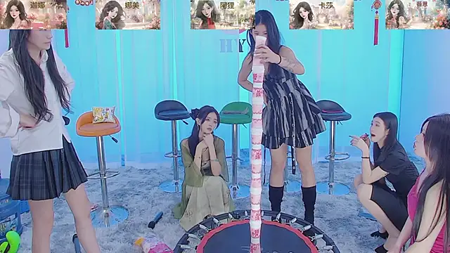 Snapshot of SS119 chatting on 01/17/25, 04:15 SS119 online show from 01/17/25, 04:15