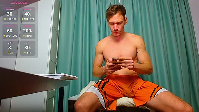 Snapshot of MateoBenjaminX chatting on 01/06/26, 11:36 MateoBenjaminX online show from 01/06/26, 11:36