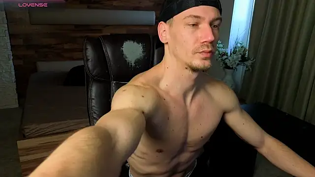 Snapshot of MateoBenjaminX chatting on 03/01/26, 11:45 MateoBenjaminX online show from 03/01/26, 11:45