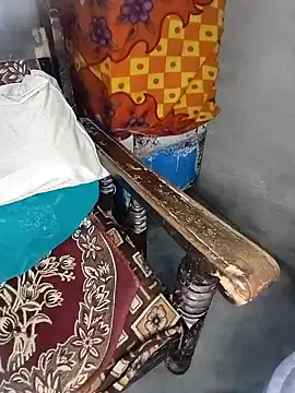 Snapshot of Shanaya_Hotty chatting on 12/20/24, 10:00 Shanaya Hotty online show from 12/20/24, 10:00