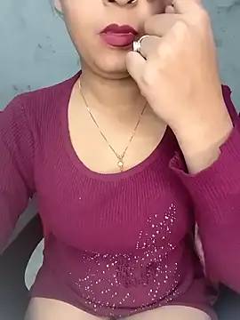 Snapshot of Shanaya_Hotty chatting on 12/25/24, 08:07 Shanaya Hotty online show from 12/25/24, 08:07