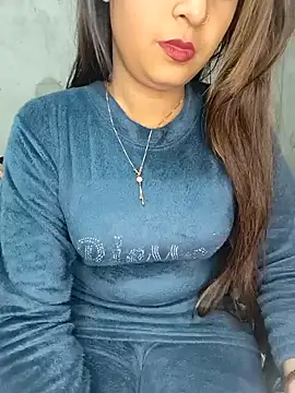 Snapshot of Shanaya_Hotty chatting on 01/07/25, 11:03 Shanaya Hotty online show from 01/07/25, 11:03