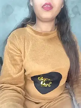 Snapshot of Shanaya_Hotty chatting on 01/15/25, 05:37 Shanaya Hotty online show from 01/15/25, 05:37