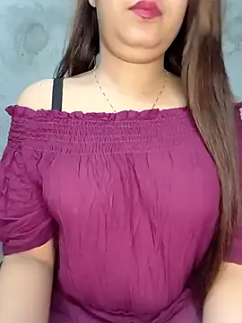 Snapshot of Shanaya_Hotty chatting on 01/25/25, 07:28 Shanaya Hotty online show from 01/25/25, 07:28