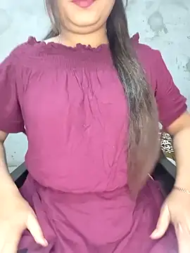 Snapshot of Shanaya_Hotty chatting on 01/30/25, 05:28 Shanaya Hotty online show from 01/30/25, 05:28