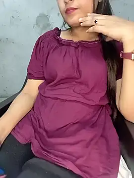 Snapshot of Shanaya_Hotty chatting on 01/30/25, 08:31 Shanaya Hotty online show from 01/30/25, 08:31