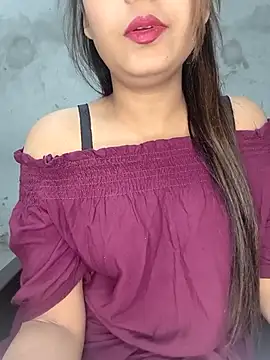 Snapshot of Shanaya_Hotty chatting on 02/16/25, 08:00 Shanaya Hotty online show from 02/16/25, 08:00