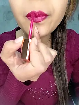 Snapshot of Shanaya_Hotty chatting on 02/28/25, 06:20 Shanaya Hotty online show from 02/28/25, 06:20