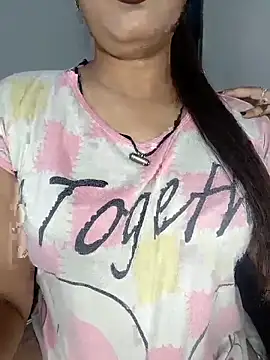 Snapshot of Shanaya_Hotty chatting on 09/18/25, 08:44 Shanaya Hotty online show from 09/18/25, 08:44