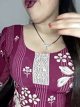 Snapshot of Shanaya_Hotty chatting on 10/19/25, 08:42 Shanaya Hotty online show from 10/19/25, 08:42