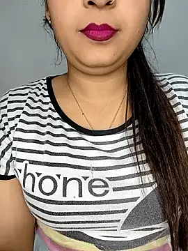 Snapshot of Shanaya_Hotty chatting on 12/19/25, 08:05 Shanaya Hotty online show from 12/19/25, 08:05