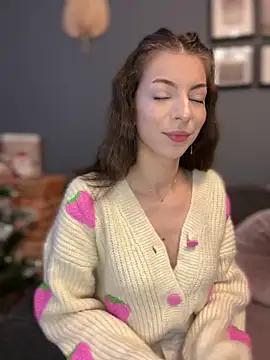 Mia Ethan online show from 12/11/24, 08:04
