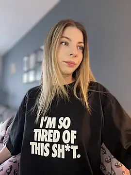 Snapshot of Mia_Ethan chatting on 03/16/26, 08:29 Mia Ethan online show from 03/16/26, 08:29