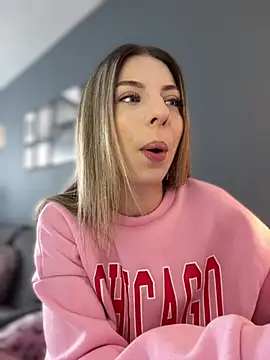 Snapshot of Mia_Ethan chatting on 03/21/26, 08:30 Mia Ethan online show from 03/21/26, 08:30