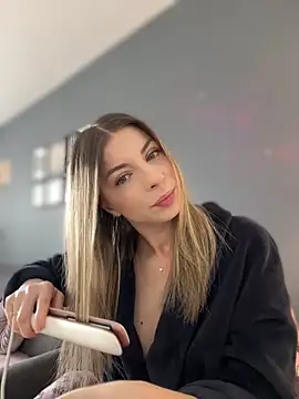 Snapshot of Mia_Ethan chatting on 04/04/26, 05:38 Mia Ethan online show from 04/04/26, 05:38