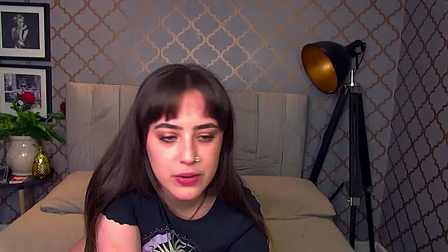 ValentinaBouxBabestation online show from 02/06/25, 01:54