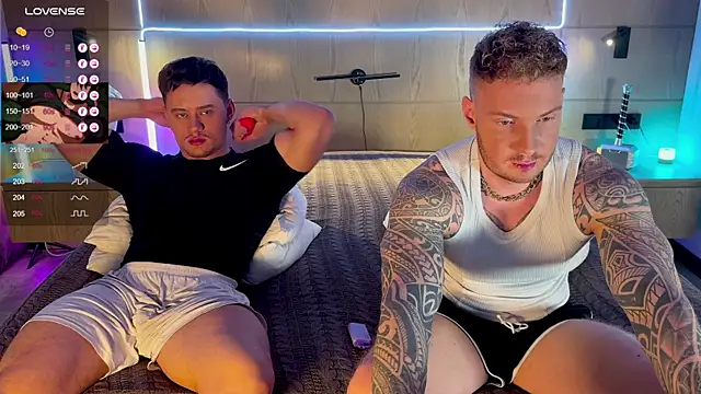 Snapshot of Justin_Hardy chatting on 10/25/25, 02:35 Justin Hardy online show from 10/25/25, 02:35