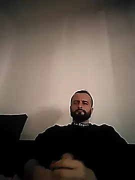 Snapshot of Dema110889 chatting on 02/20/25, 01:19 Dema110889 online show from 02/20/25, 01:19