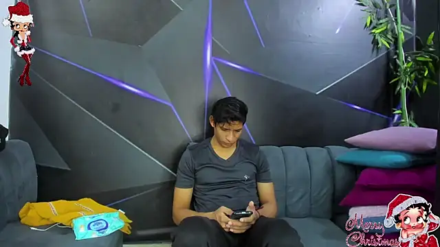 Snapshot of playsgirlhot chatting on 11/04/25, 11:15 playsgirlhot online show from 11/04/25, 11:15