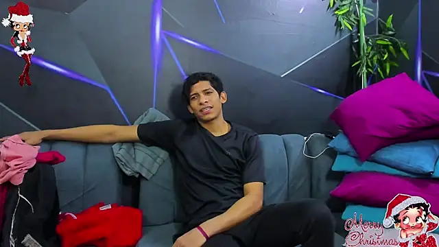 Snapshot of playsgirlhot chatting on 11/16/25, 11:32 playsgirlhot online show from 11/16/25, 11:32