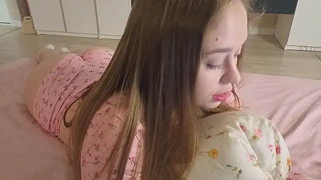 Snapshot of endlesssoffi chatting on 03/15/26, 07:09 endlesssoffi online show from 03/15/26, 07:09