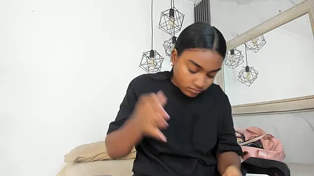 Snapshot of kayna_gomez chatting on 06/06/26, 07:07 kayna gomez online show from 06/06/26, 07:07