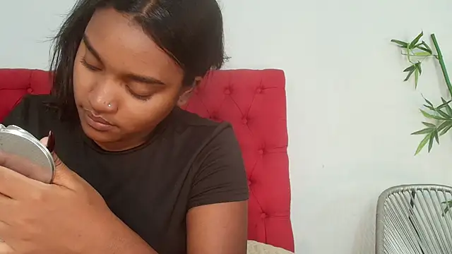 Snapshot of kayna_gomez chatting on 07/14/26, 07:08 kayna gomez online show from 07/14/26, 07:08
