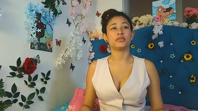 Snapshot of Milkdulce1 chatting on 06/03/26, 01:14 Milkdulce1 online show from 06/03/26, 01:14