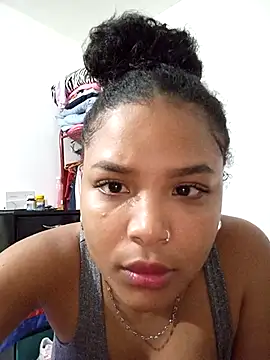 dulcesilvana10 online show from 09/26/25, 04:27