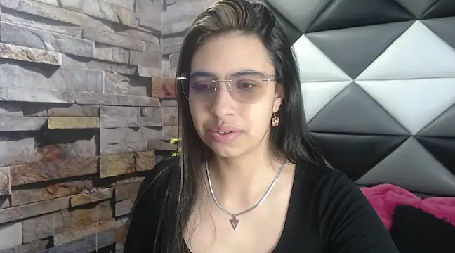 Snapshot of Tammy_Blackk chatting on 01/03/25, 11:46 Tammy Blackk online show from 01/03/25, 11:46