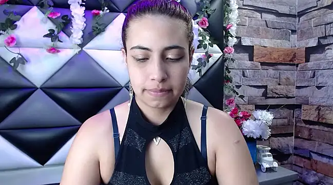 Snapshot of Tammy_Blackk chatting on 03/05/25, 11:49 Tammy Blackk online show from 03/05/25, 11:49