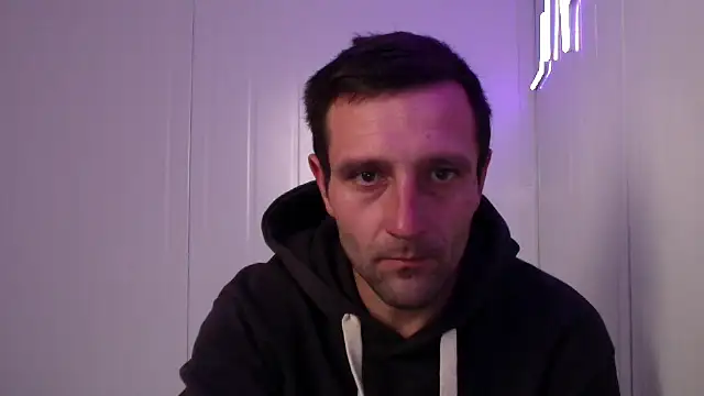 serjdj90 online show from 10/03/25, 10:56