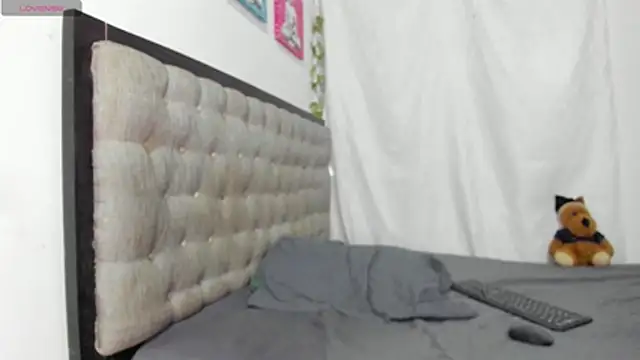 Snapshot of emi_henao chatting on 02/20/26, 12:38 emi henao online show from 02/20/26, 12:38