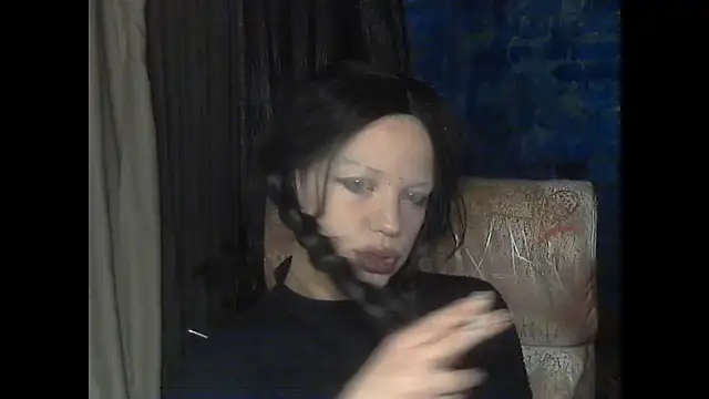 Snapshot of iva_spirit chatting on 12/28/24, 07:43 iva spirit online show from 12/28/24, 07:43