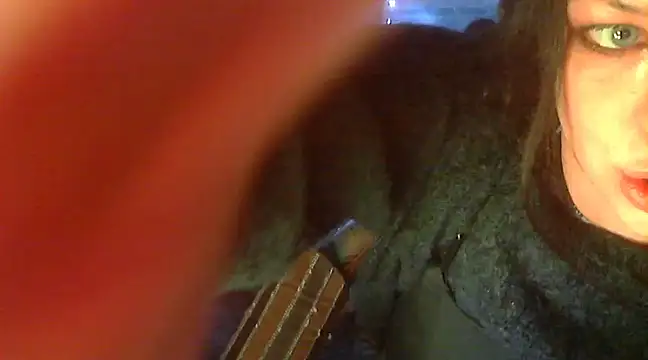 Snapshot of iva_spirit chatting on 02/08/25, 01:43 iva spirit online show from 02/08/25, 01:43