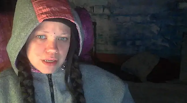 Snapshot of iva_spirit chatting on 02/15/25, 04:12 iva spirit online show from 02/15/25, 04:12